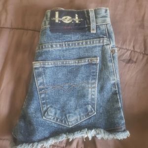 lei blue Jean denim shorts (size 5)